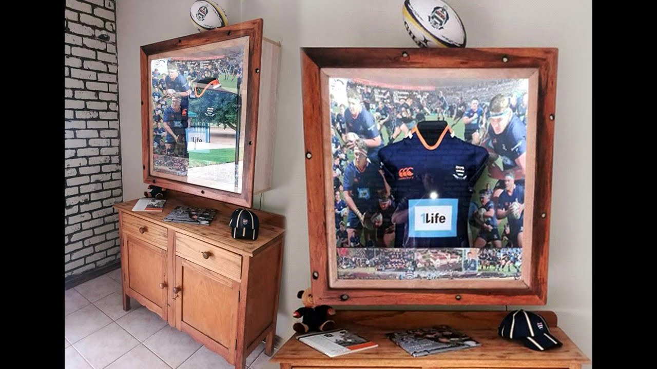 Memorabilia Grey Rugby ligtboxes and Printed books