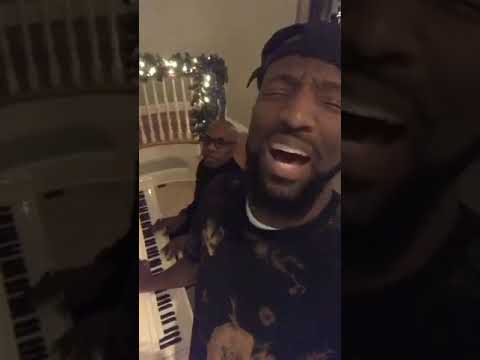 Rickey Smiley Sings “Hello” By Lionel Richie With A Praise Dancer!