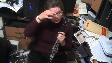 Introduction to Bb major and G minor scales on clarinet using Klose, Thurston and Baermann