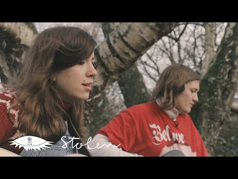 Girl Ray - (I Wish I Were Giving You a Gift) This Christmas | Stolen Sessions