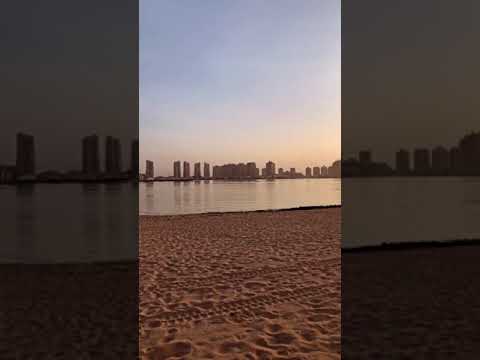 شروق الشمس في شاطيء كتارا  