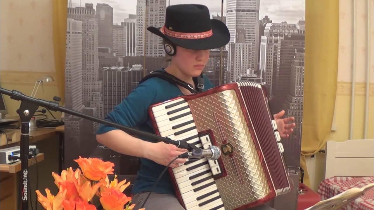 Аккордеон Марулина Франция