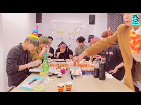 Ateez Vlive~ Wooyoung Bday ~ 2018-11-26