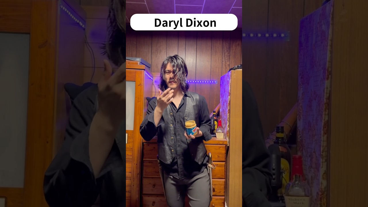 Normal People vs Daryl Dixon: The Handshake 😂 