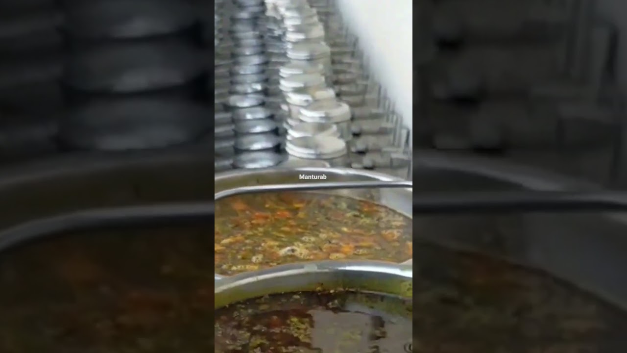 Mumbai famous dabba wala tiffin food 