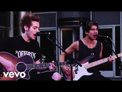 5 Second of Summer (+) Out Of My Limit (Live)