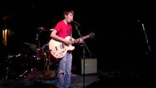 The Man Who Sold The World David Bowie - Aaron Calvin Vaudeville Mews 4610