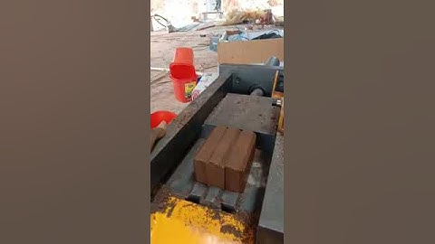 4" inch interlock brick made by Creative HYDRAULICS From Coimbatore Tamil Nadu India 8940925533