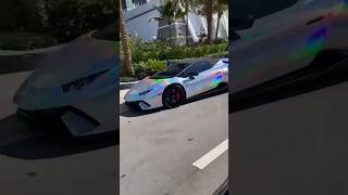 Taking carspotting in Miami to a whole new level with this colour changing car! 🤩 #carspotting