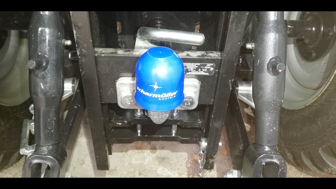 Heißer Haken - Die Anhängerkupplung von Scharmüller zum Solis 26 Shuttle Traktor ist eingetroffen