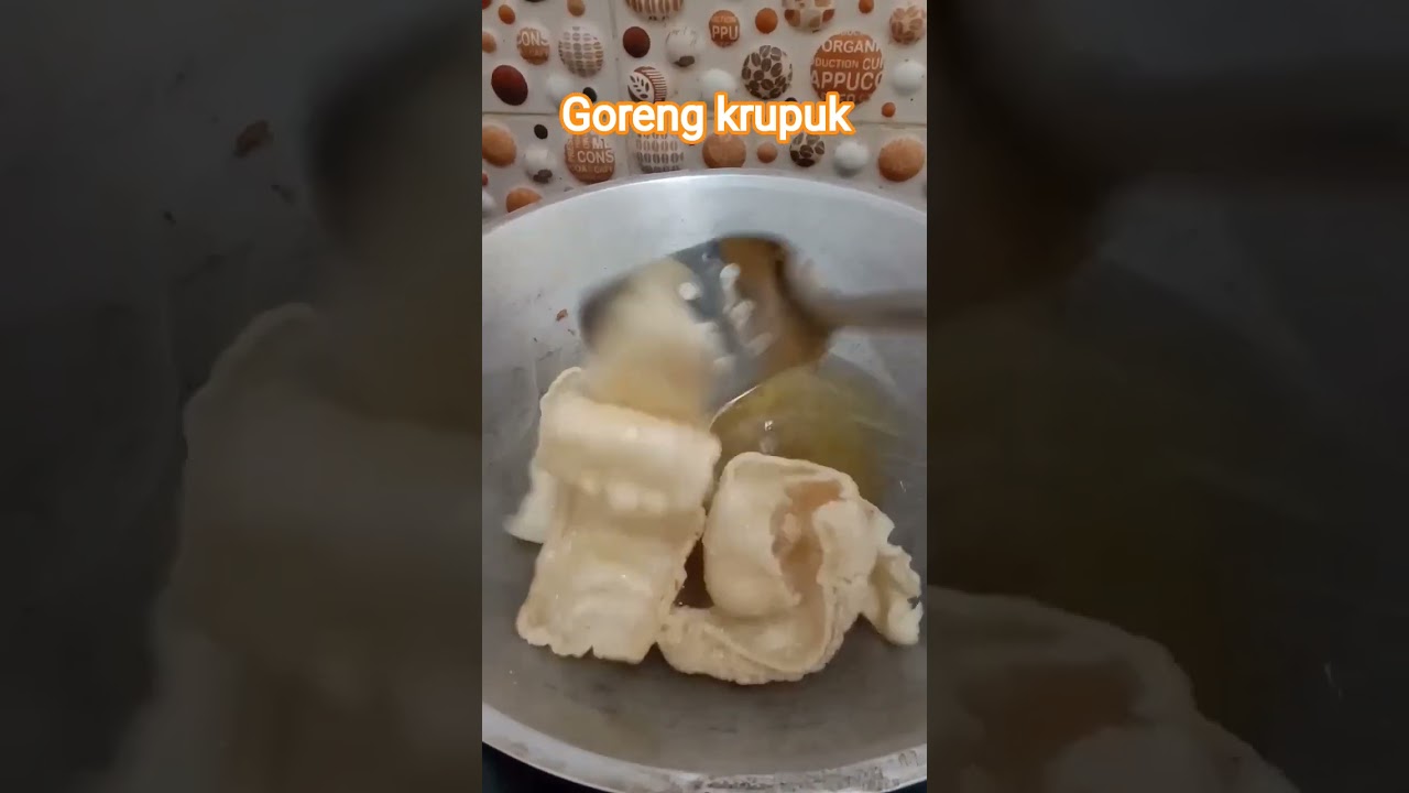 Goreng krupuk 
