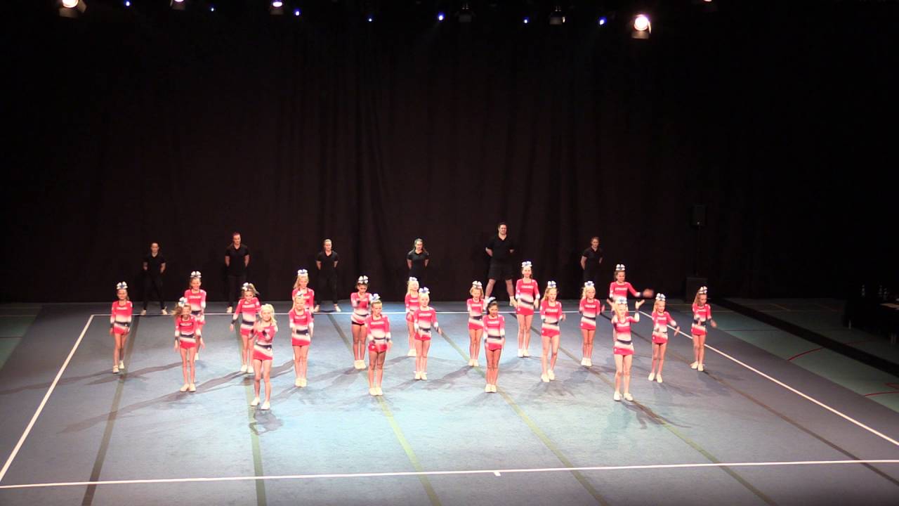 Cheerleading RM 2016, Dynamite Cheerleading Daisies