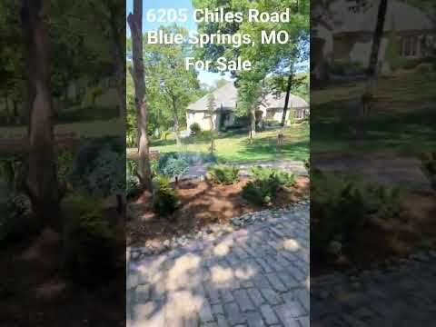 6205 Chiles Road, Blue Springs, MO home video tour