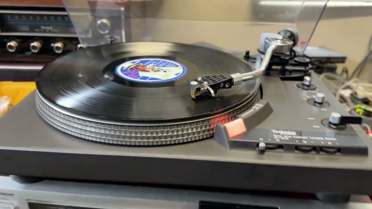 Vintage Technics SL-1900 Direct Drive Automatic Turntable; Tested