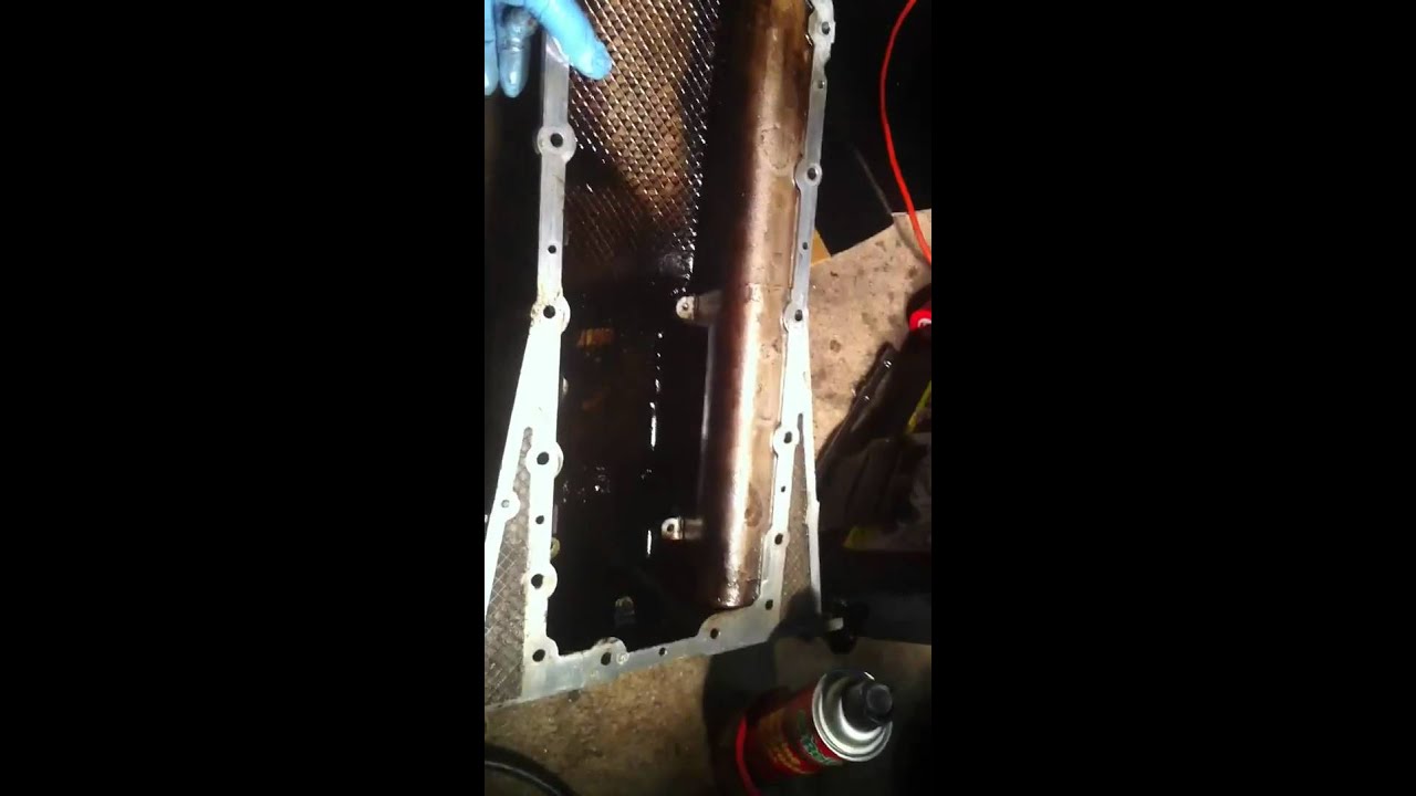 Land Rover Discovery oil pan droped & cleaning YouTube