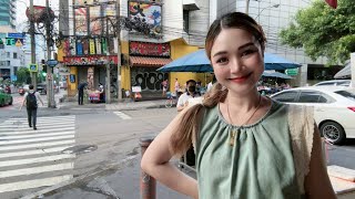 LIVE Street Café - Welcome Family 🤗 Ploysai Coffee Lady in Bangkok Thailand - Thai Street Food
