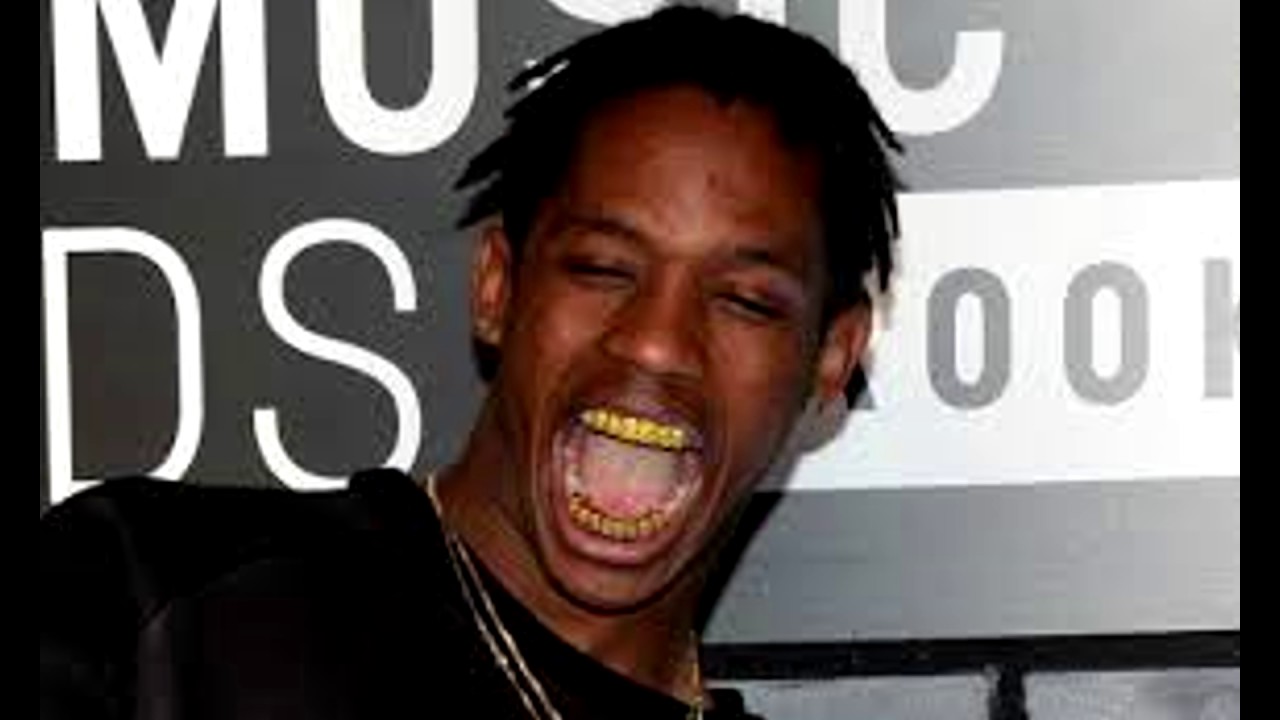 скачать песню travis scott antidote Travis$ scott antidote скачать.