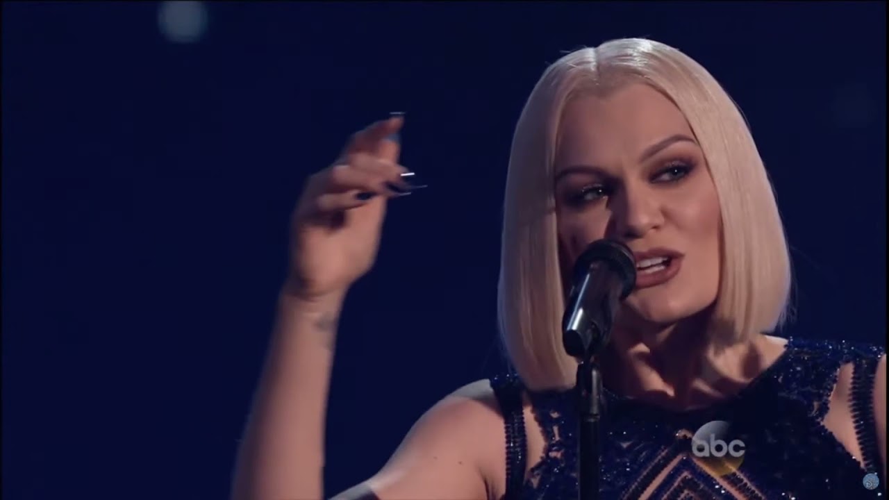 Jessie J - When You Wish Upon A Star - Live @ Disneyland 60