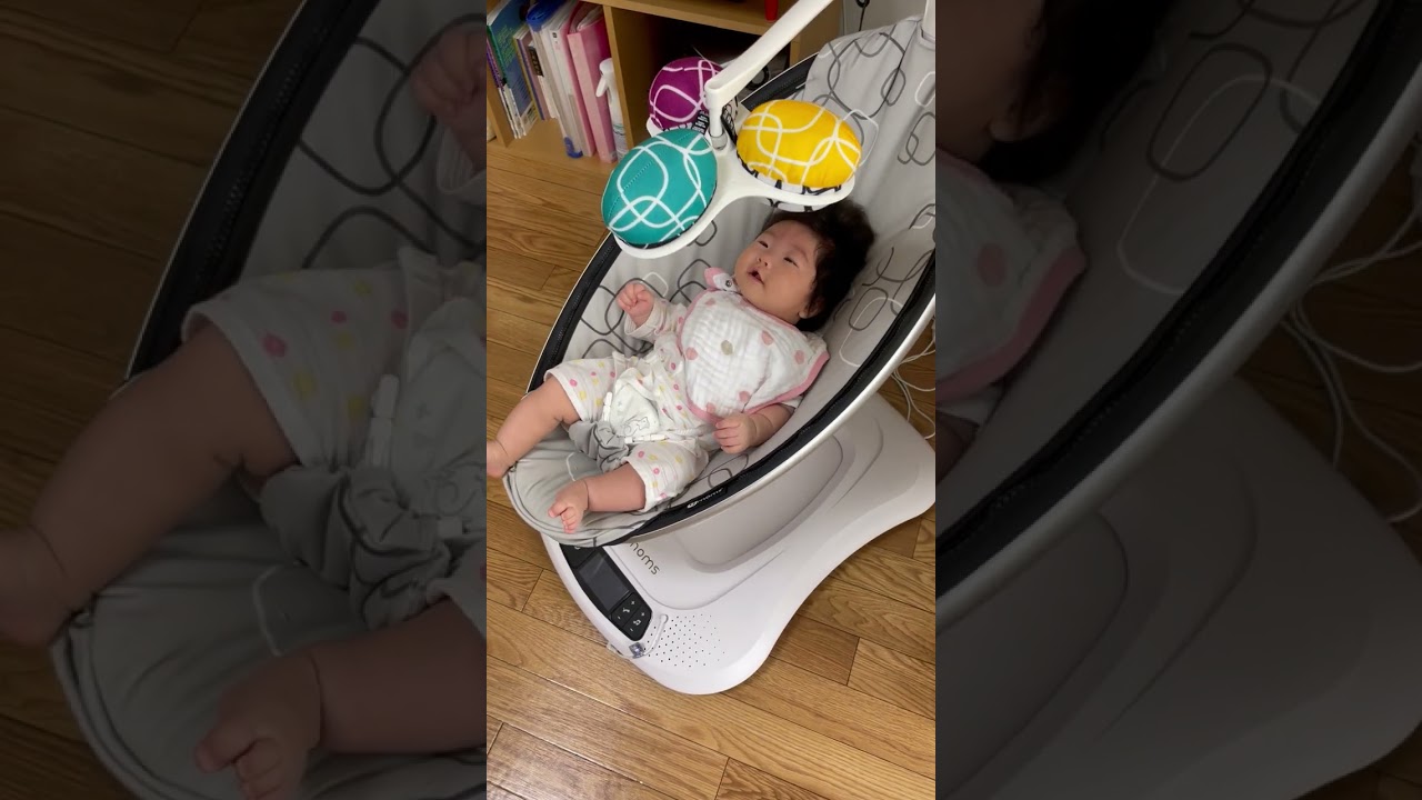 電動バウンサー mamaRoo4.0(ママルー4.0) プラッシュシルバー / ベビー