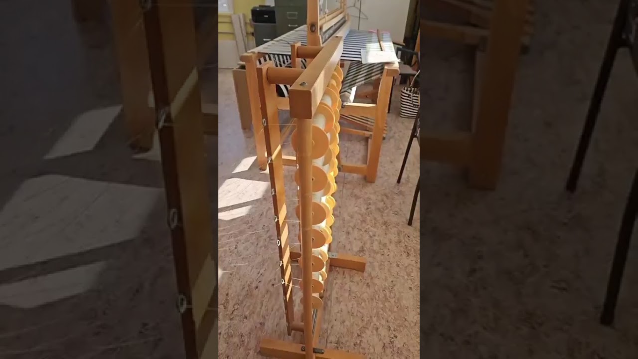 Tisser au Métier avant de tisser y a beaucoup d'étape de montage voici donc: