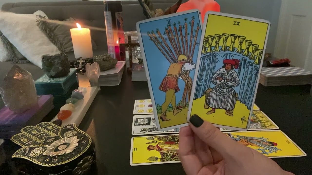 PISCES ♓️ A SPECIAL MESSAGE/THINGS ARE ABOUT TO GET CRAZY/THE SHAKE UP