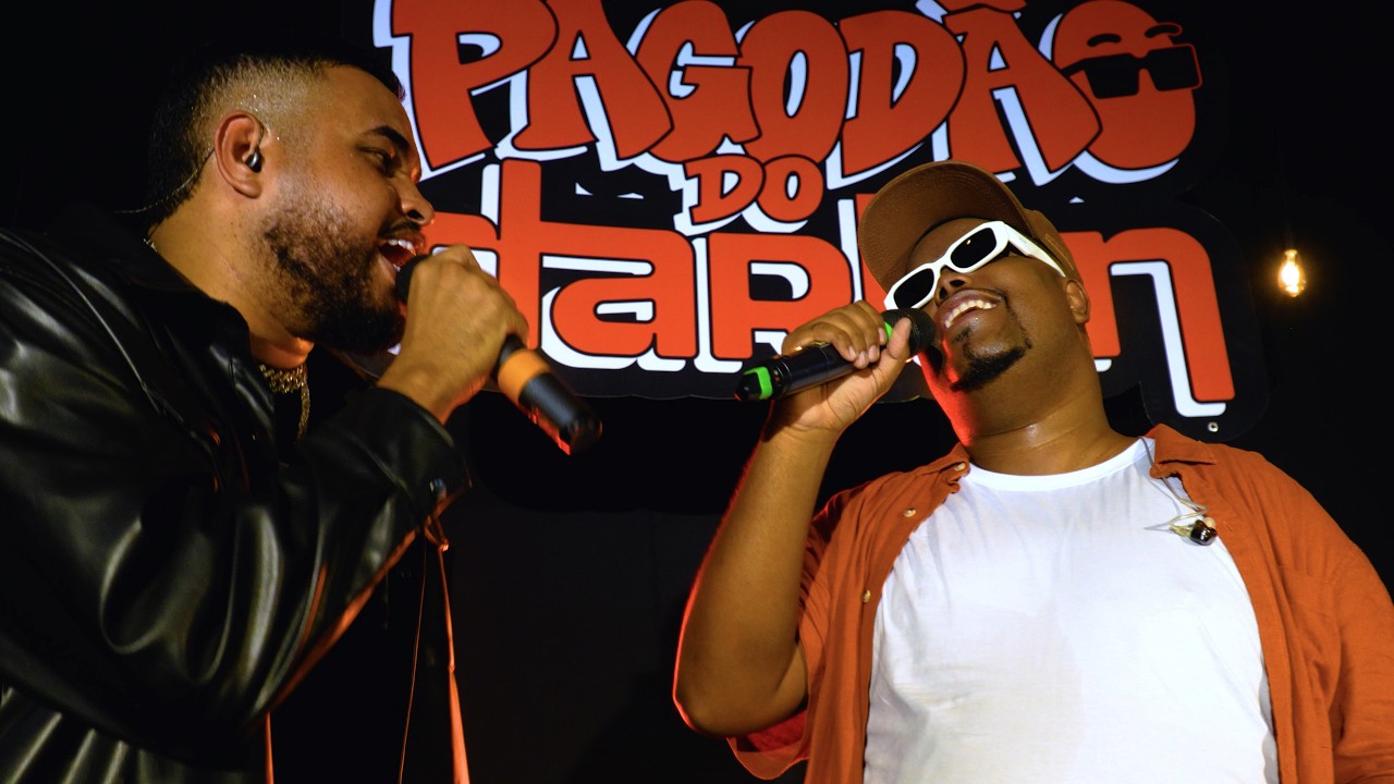 Παρακολούθηση Darlan, @YanCantorOficial - Nossa Relação/ Duas Paixões/ Azul Sem Fim (Ao Vivo) στο YouTube Παρακολούθηση Darlan, @YanCantorOficial - Nossa Relação/ Duas Paixões/ Azul Sem Fim (Ao Vivo) στο YouTube