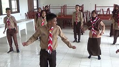 Goyang Pinguin PRAMUKA SMA N 1 PASAMAN 2017  - Durasi: 2:31.  Goyang Pinguin PRAMUKA SMA N 1 PASAMAN 2017  - Durasi: 2:31.