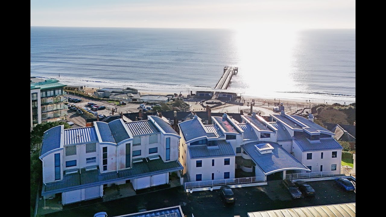 The Litzo, Boscombe Spa. A stunning Duplex home offering sensational views!