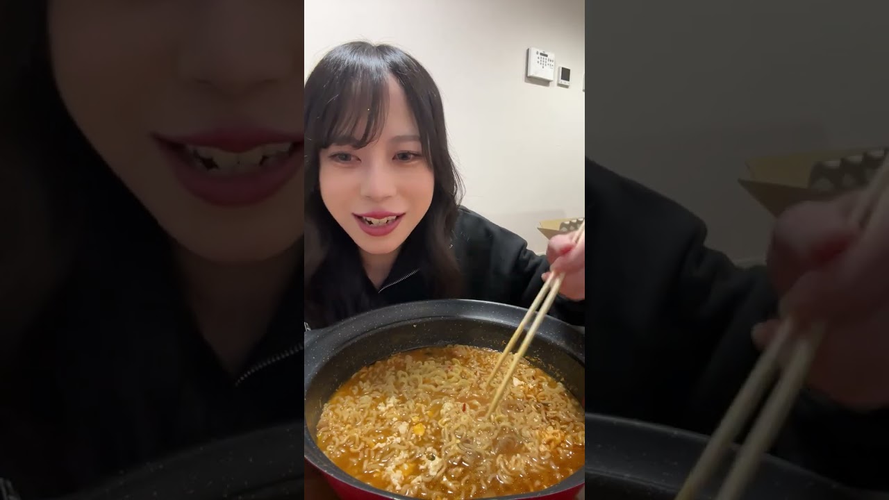 ごま油の適量を間違えすぎている女 #大食い #爆食 #モッパン #飯テロ #晩酌 #ラーメン