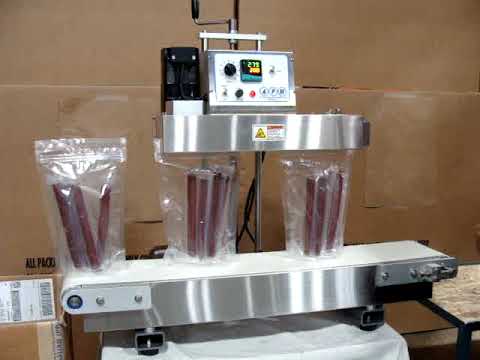 TCBSDM SEALING MEAT STICKS IN CLEAR BAGS
