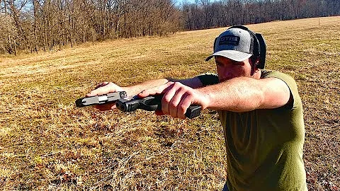 Taurus G2C vs Ruger SR9C