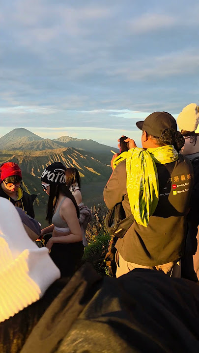 ARTIS KOREA DATANG KE GUNUNG BROMO #artis #korea #cina #bikini #gunung #bromo #vialshorts
