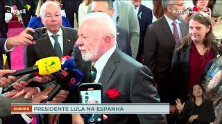 Presidente Lula é alvo de protestos durante discurso em Parlamento português