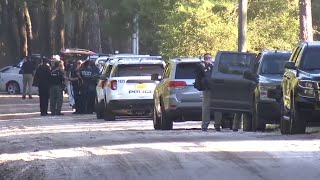 Search continues for a man accused of killing a Nassau County deputy