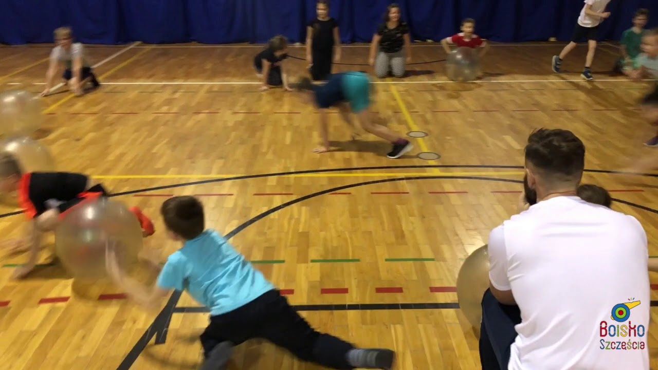 Gorące kule na Boisku Szczęścia