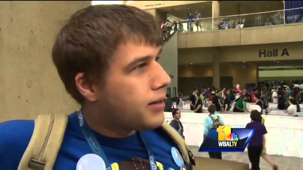 Bronies line up for Bronycon