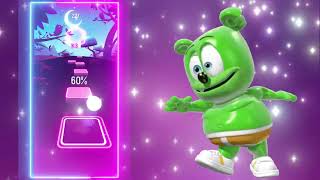 Tiles Hop EDM Rush! VS Gummy Bear Song (Animated Films and Games COVER) screenshot 5