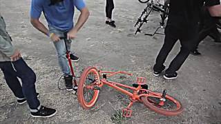 BMX TRIKOVE