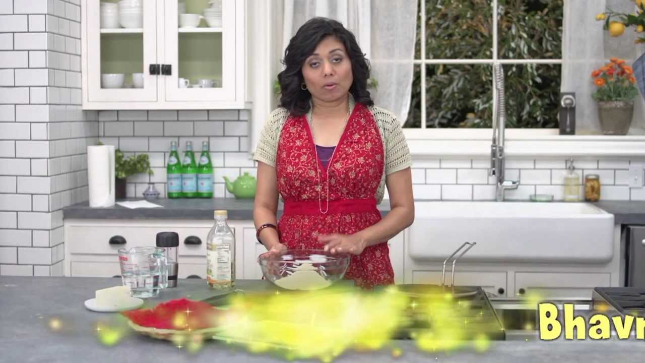 How To Make Perfect Rotis Or Chapatis By Bhavna At Tastemade Studio Youtube Roti Indian Bread Tastemade