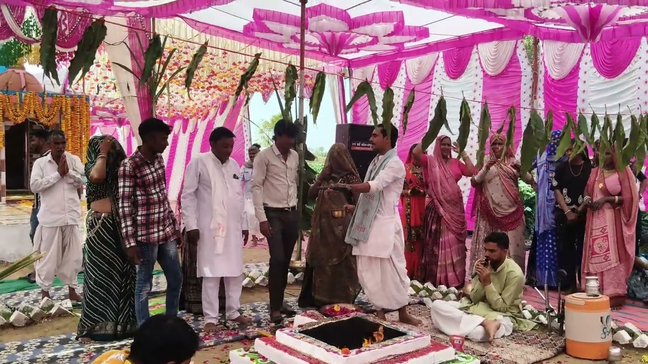 શ્રી હિંગળાજ સઘી માતાજી તથા ગોગ મહારાજ ની પ્રતિષ્ઠા મહોત્સવ #mukesh_vlog 