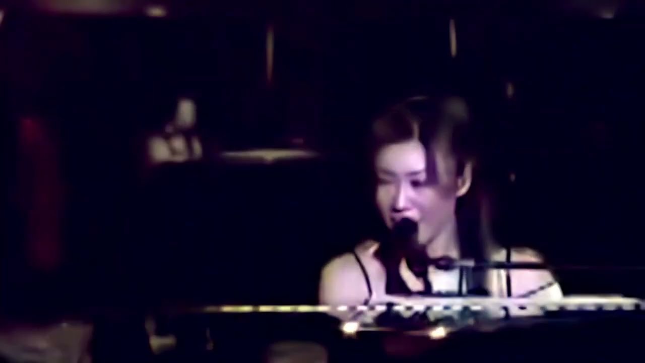 雨音はショパンの調べ／松任谷由実 - YouTube