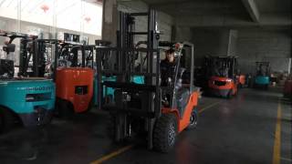 How to Operate&Drive a Goodsense Forklift for Customer View by Alexander King 980 views 7 years ago 1 minute, 24 seconds