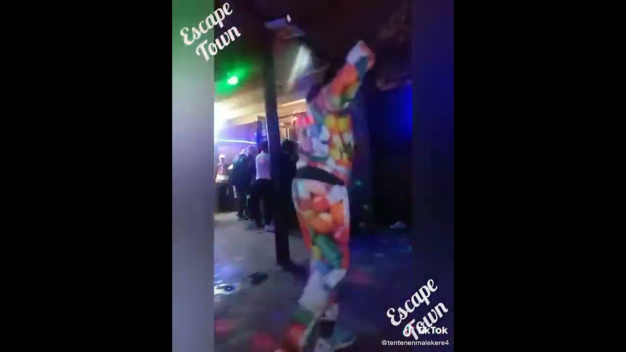 escape town Rebine moo