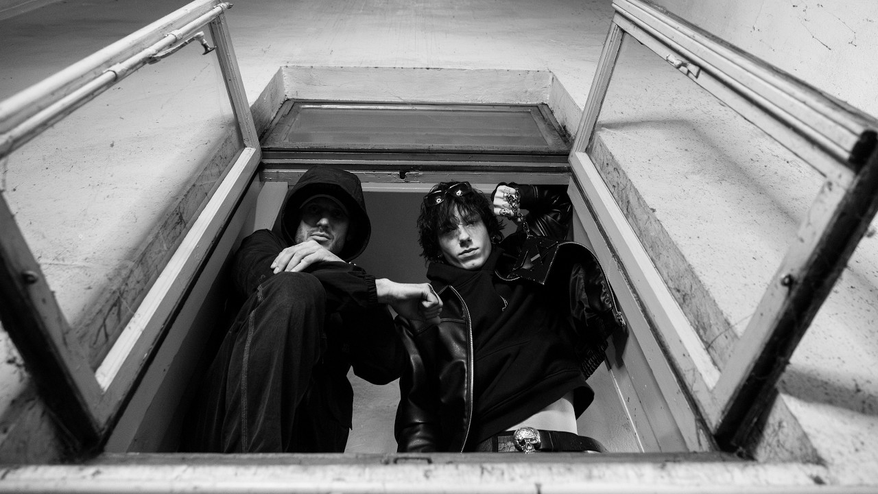 MOONKID mit SWISS – LEBENSLAUF (Offizielles Video 4K)