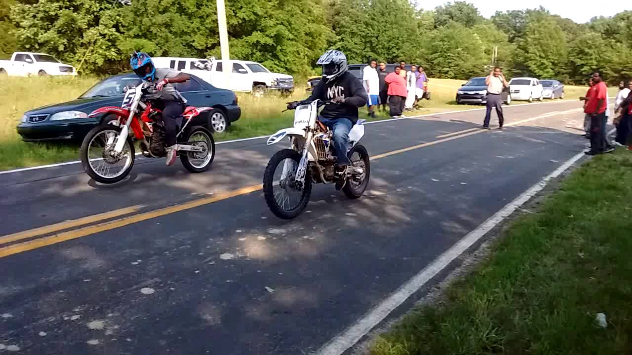 dirt bike drag racing