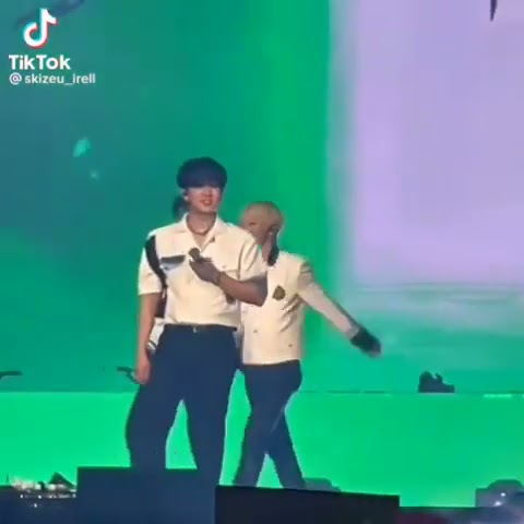 Istg seungmin loves jeongin 😂 #Seungin #seungmin #jeongin #straykids