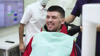 видео: ALL-ON-4 | Несъемные бездесневые протезы с опорой на дентальные имплантаты. Отзыв До / После картинка: ALL-ON-4 | Несъемные бездесневые протезы с опорой на дентальные имплантаты. Отзыв До / После