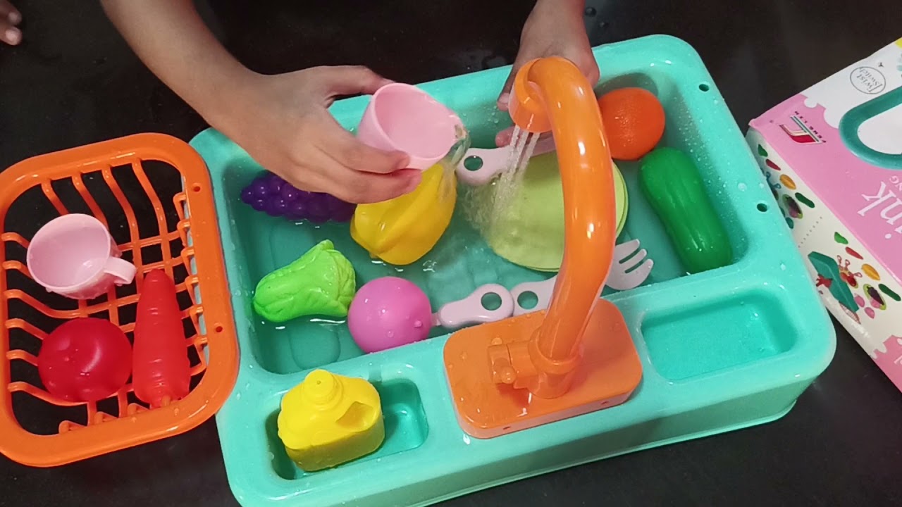 Kitchen Sink | Toy review | Creative Mahira | Fruits Washing Game