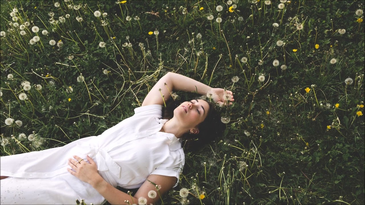 Summer Never Ends 202 Progressive House Mix The New feels Editon