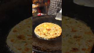 Authentic punjabi aaloo paratha 🔥#aalooparatha #foodshorts #youtubeshorts #streetfood